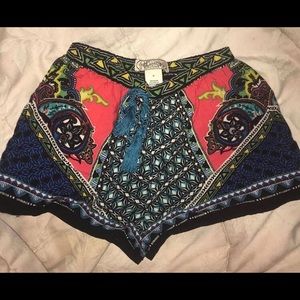 Flying tomato shorts size small only worn once